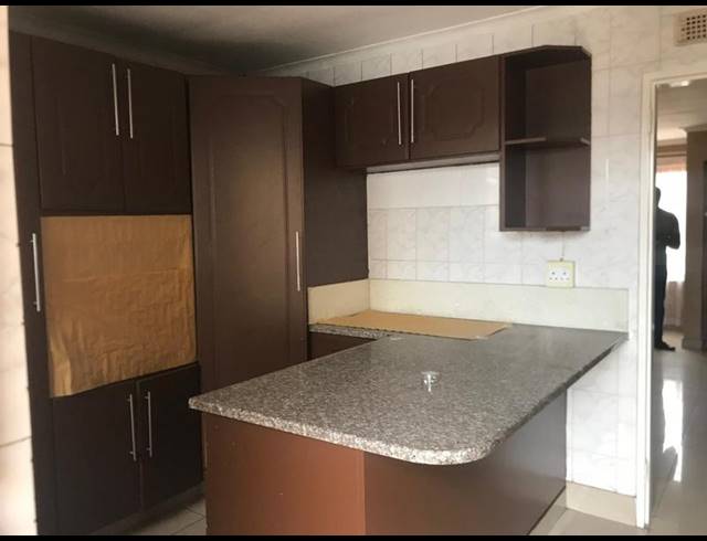 3 BEDROOM HOUSE FOR SALE IN ISIPINGO